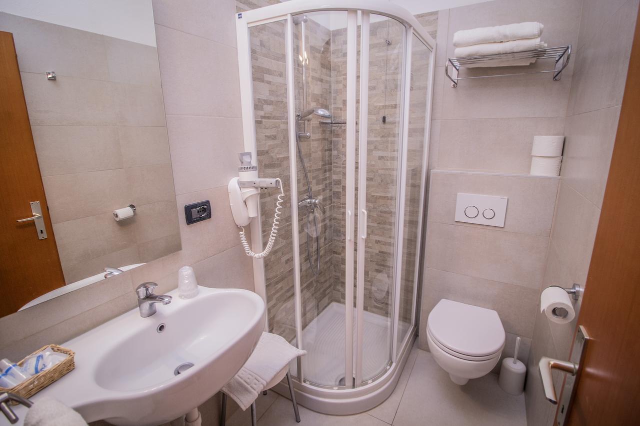 Hotel Garni Bellavista Calceranica al Lago Zewnętrze zdjęcie